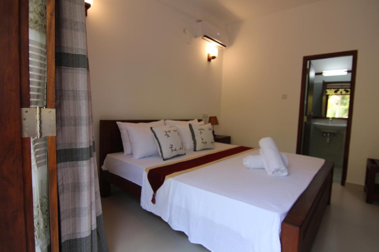 Mihira Gedara Apartments Unawatuna Exterior foto