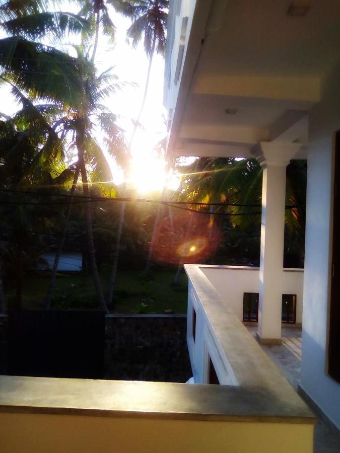Mihira Gedara Apartments Unawatuna Exterior foto