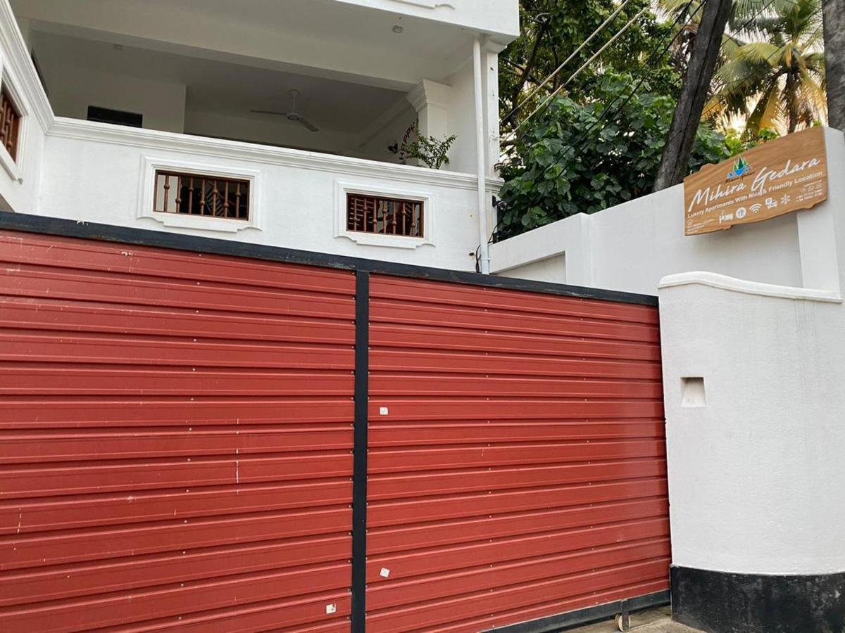 Mihira Gedara Apartments Unawatuna Exterior foto